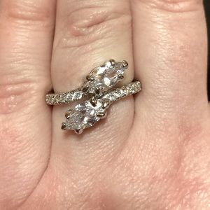 2 stone fashion ring. Size 8